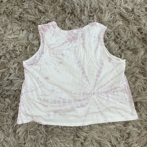Target Tank Top - Picture 2 of 2